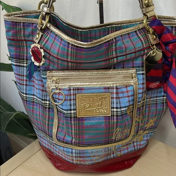 Coach Poppy Limited Edition Bella Plaid Bucket Tote 15887 - Picture 7 of 13